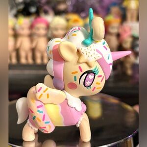 Tokidoki Sprinklez Unicorno Harajuku Princess Series Collectible